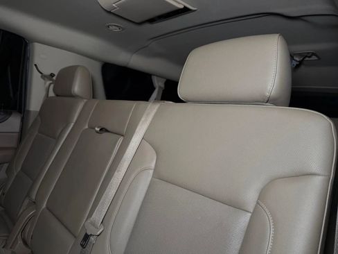 Used 2015 GMC Yukon XL SLT AWD/4WD image 31