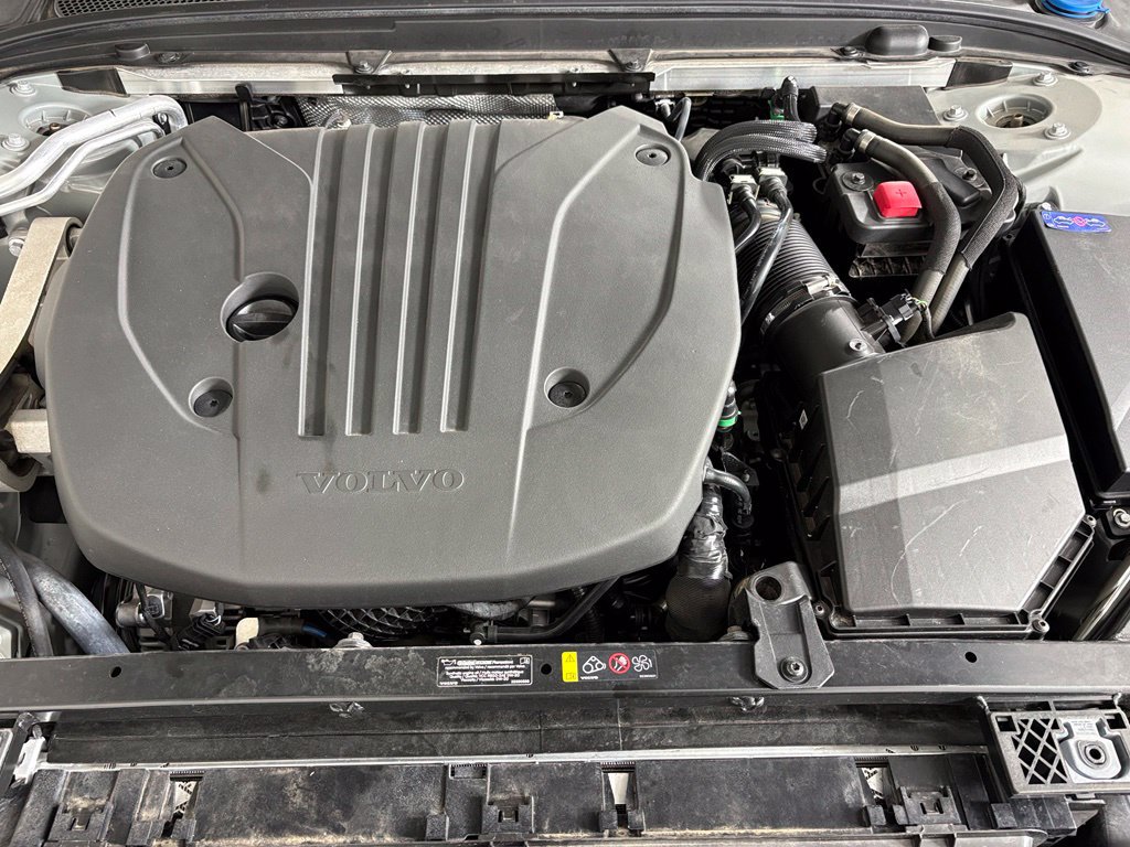 Used 2025 Volvo S60 B5 Plus FWD image 42
