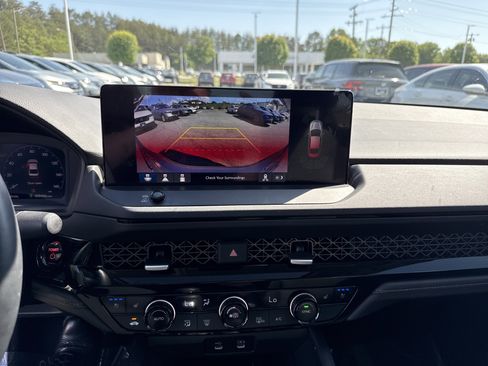 Certified 2025 Honda Accord Touring image 25