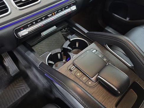 Used 2021 Mercedes-Benz GLE 350 4MATIC image 25