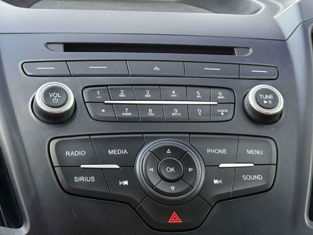 Used 2017 Ford Escape SE AWD/4WD image 24