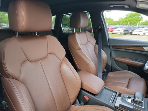 Used 2020 Audi Q5 2.0T Premium Plus w/ Premium Plus Package image 15