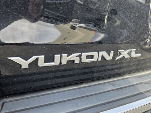 Used 2018 GMC Yukon XL Denali w/ Open Road Package image 38