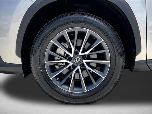 Used 2023 Lexus NX 250 FWD image 10