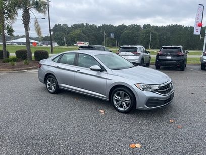 Used 2024 Volkswagen Jetta SE