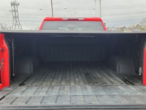 Used 2022 GMC Sierra 1500 Elevation image 29