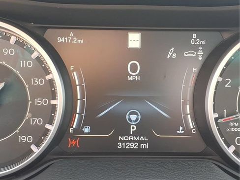 Used 2023 Maserati Levante Modena AWD/4WD image 13