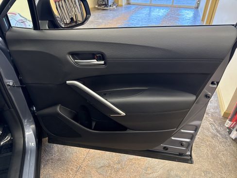 Used 2023 Toyota Corolla Cross XLE w/ Convenience Package image 15