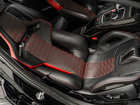 Used 2024 BMW M3 CS image 25