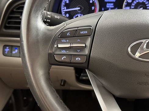 Used 2020 Hyundai Elantra Value Edition FWD image 15