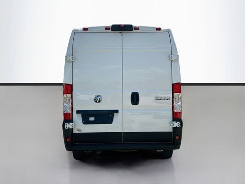 Used 2025 RAM ProMaster 2500 w/ Convenience Group FWD image 6