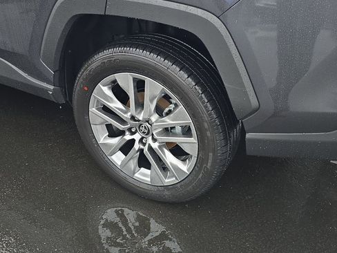 New 2025 Toyota RAV4 Limited image 11