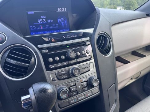 Used 2013 Honda Pilot LX image 22