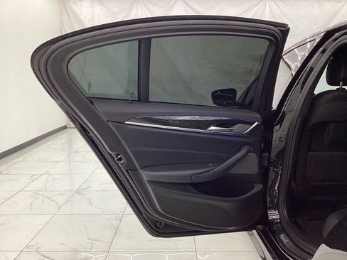 Used 2020 BMW 530i w/ M Sport Package RWD image 24