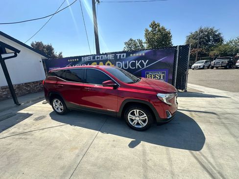 Used 2018 GMC Terrain SLE FWD image 4