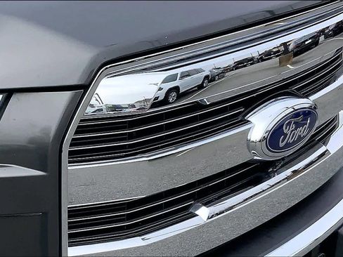 Used 2016 Ford F150 Lariat w/ Equipment Group 502A Luxury image 29