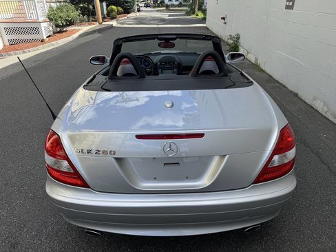Used 2008 Mercedes-Benz SLK 280 image 4