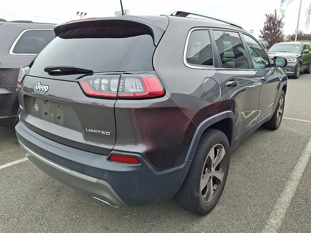 Used 2019 Jeep Cherokee Limited AWD/4WD image 4