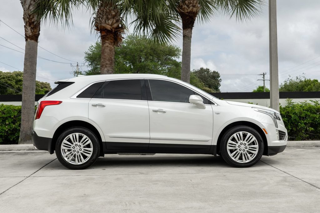 Used 2018 Cadillac XT5 Premium Luxury AWD/4WD image 9
