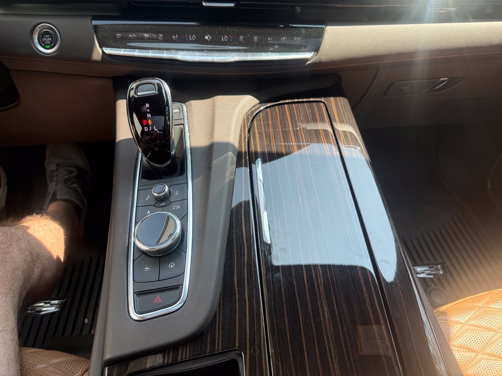 Used 2022 Cadillac Escalade ESV Sport w/ Touring Package AWD/4WD image 15