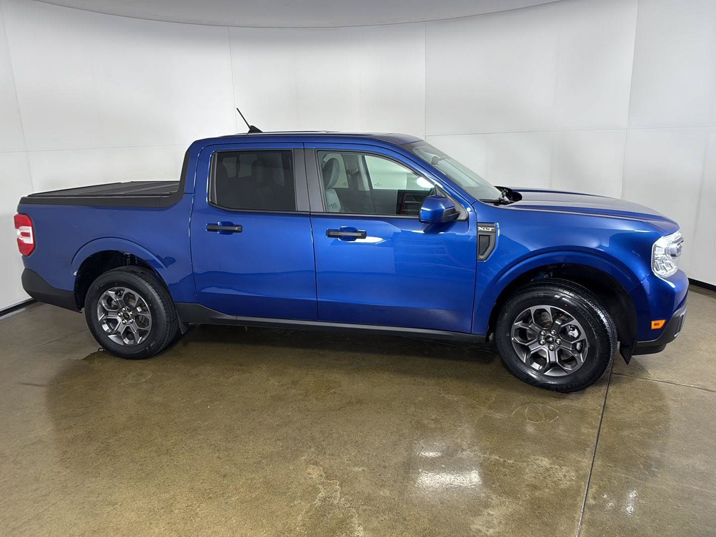 Used 2023 Ford Maverick XLT w/ Equipment Group 300A Standard AWD/4WD image 8