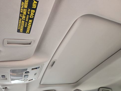 Used 2014 Lexus ES 300h image 18