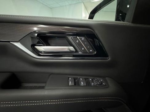 New 2026 GMC Yukon XL Elevation w/ LPO, Floor Liner Package RWD image 14