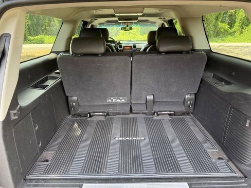 Used 2012 Cadillac Escalade ESV Premium AWD/4WD image 11