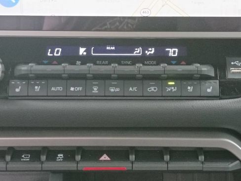 Used 2025 Toyota Sequoia Limited AWD/4WD image 27