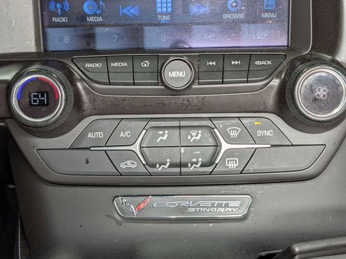 Used 2019 Chevrolet Corvette Stingray Convertible w/ 1LT RWD image 27