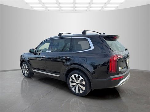 Used 2022 Kia Telluride S image 6