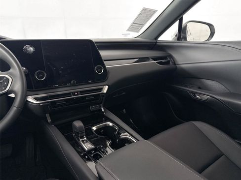 Used 2024 Lexus RX 350 FWD w/ Technology Package image 29