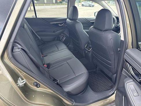 Used 2025 Subaru Outback Limited AWD/4WD image 50