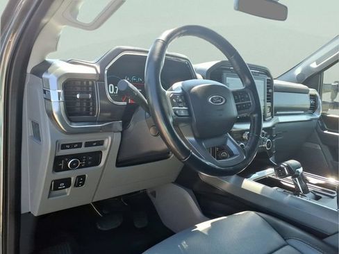 Used 2022 Ford F150 Lariat w/ Equipment Group 502A High AWD/4WD image 13