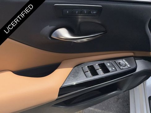 Certified 2025 Lexus ES 350 w/ Premium Package image 12