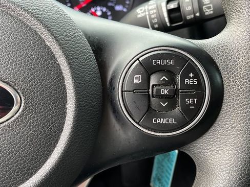 Used 2021 Kia Soul S image 12