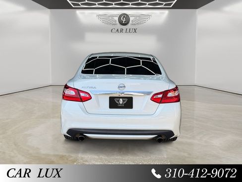 Used 2016 Nissan Altima 2.5 S w/ Power Driver Seat Package FWD image 4