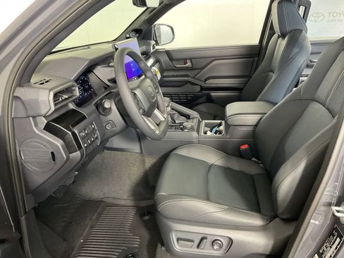 New 2026 Toyota 4Runner Limited AWD/4WD image 17