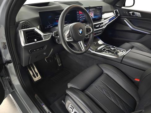 Used 2026 BMW X7 M60i AWD/4WD image 18