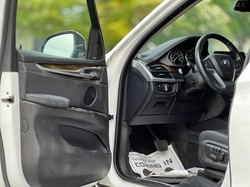 Used 2015 BMW X5 xDrive35i AWD/4WD image 9