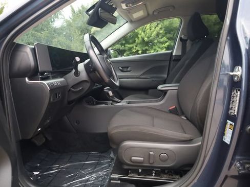Certified 2025 Hyundai Kona SEL FWD image 10