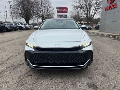 Certified 2025 Toyota Crown Limited image 8