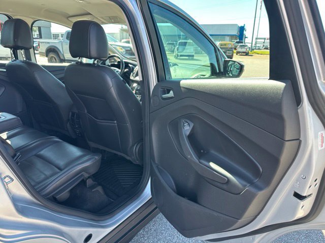 Used 2016 Ford C-MAX SEL w/ Equipment Group 301A FWD image 16