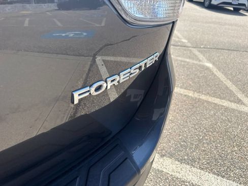 Used 2024 Subaru Forester Premium AWD/4WD image 23