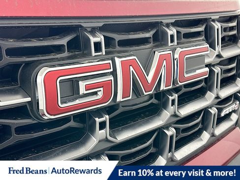 New 2025 GMC Canyon AT4 image 20