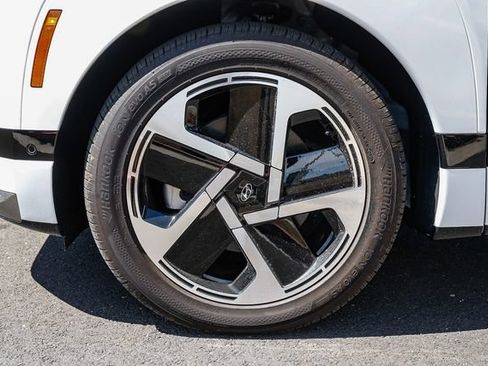 New 2026 Hyundai Ioniq 9 Calligraphy AWD/4WD image 11