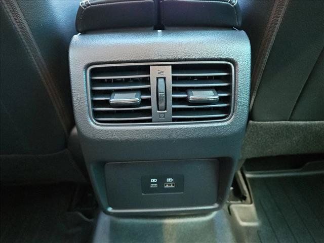 Used 2023 Nissan Rogue SL FWD image 17