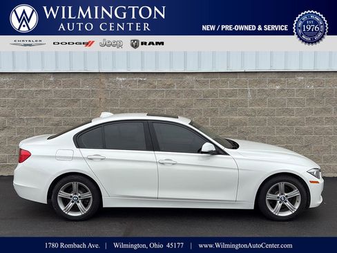 Used 2015 BMW 320i xDrive Sedan AWD/4WD image 1