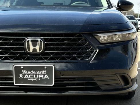 Used 2025 Honda Accord LX image 9