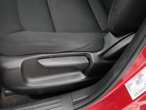 Used 2019 MAZDA CX-5 Sport image 19